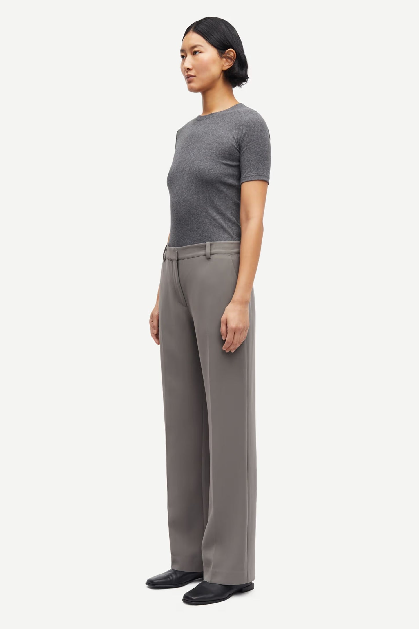 the SAALEXO tee, dark grey