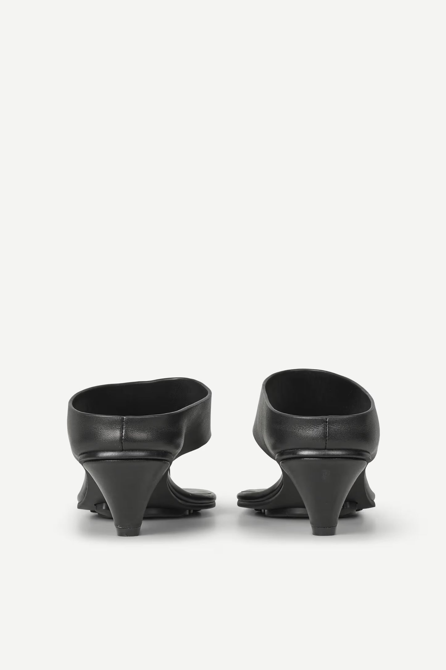 the SADAGMAR wedge sandal