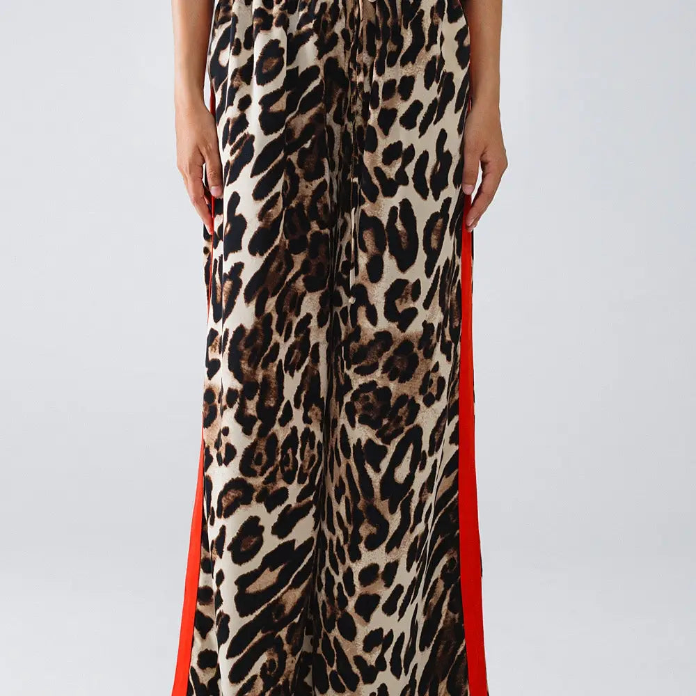 the LEO trackpant