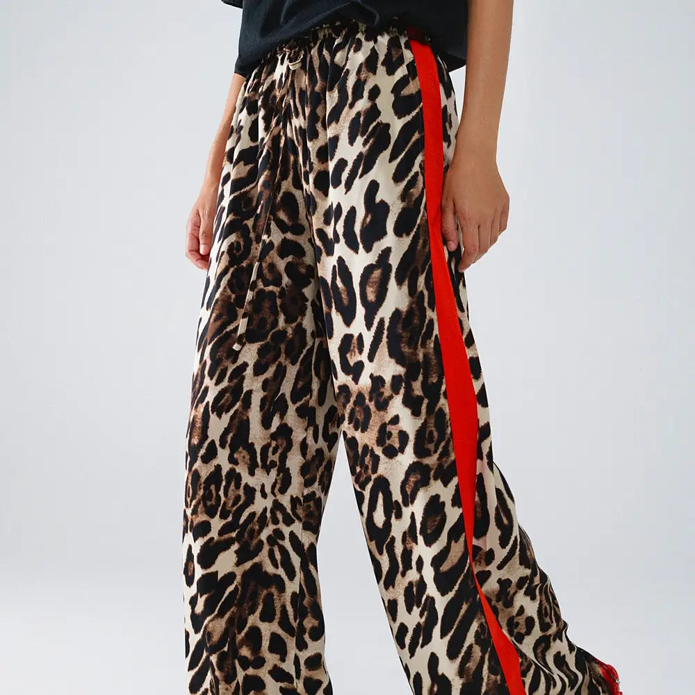 the LEO trackpant