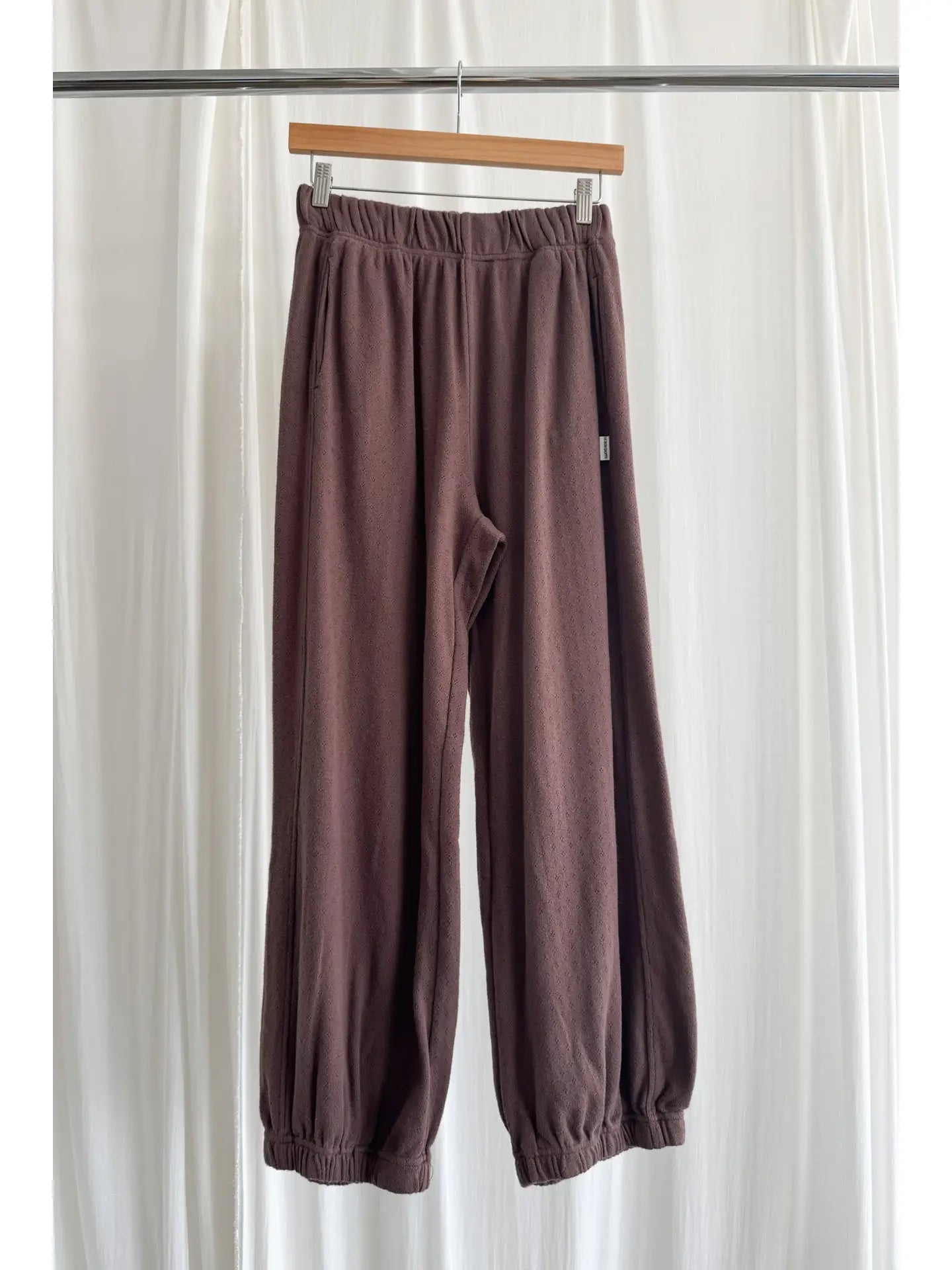 the POINTELLE pant, chocolate