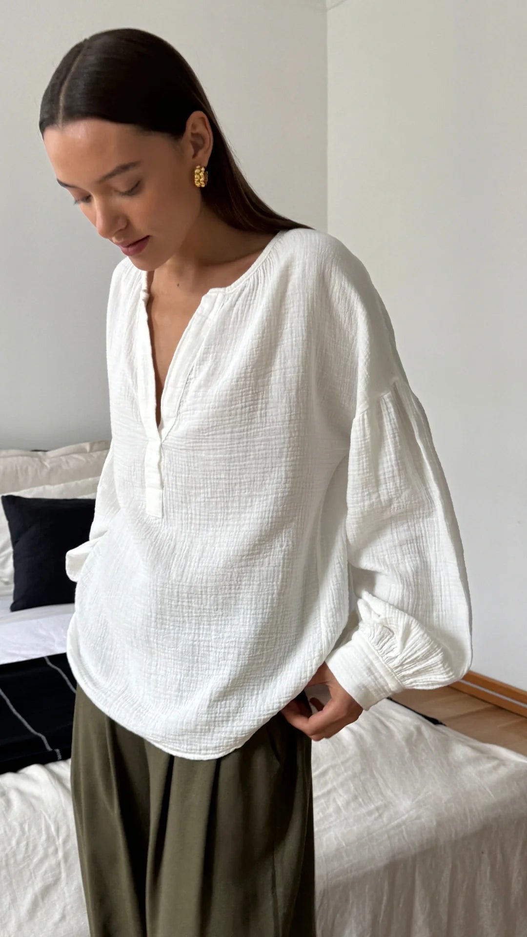 the PEACH top, white