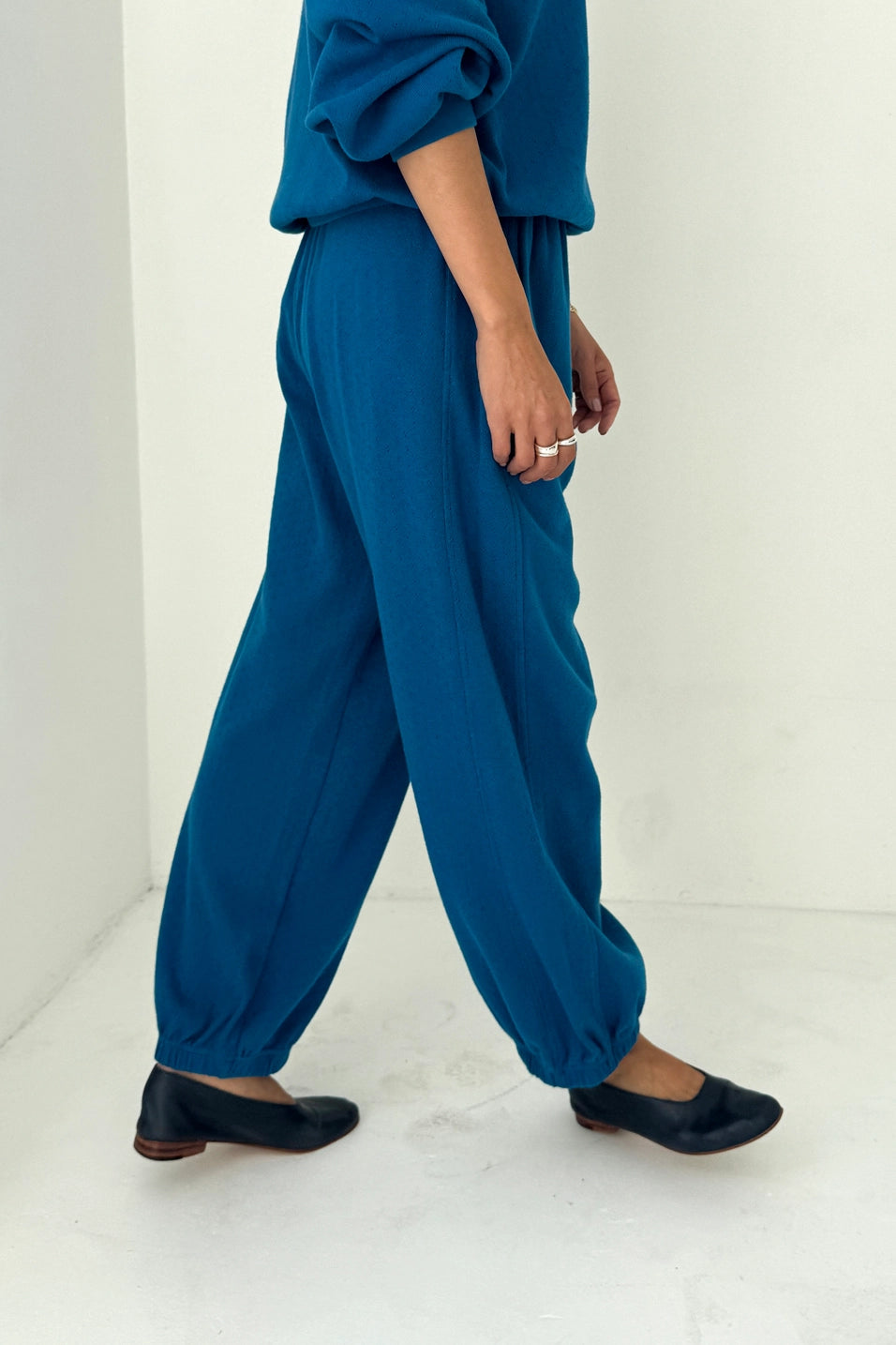 the POINTELLE pant, seablue