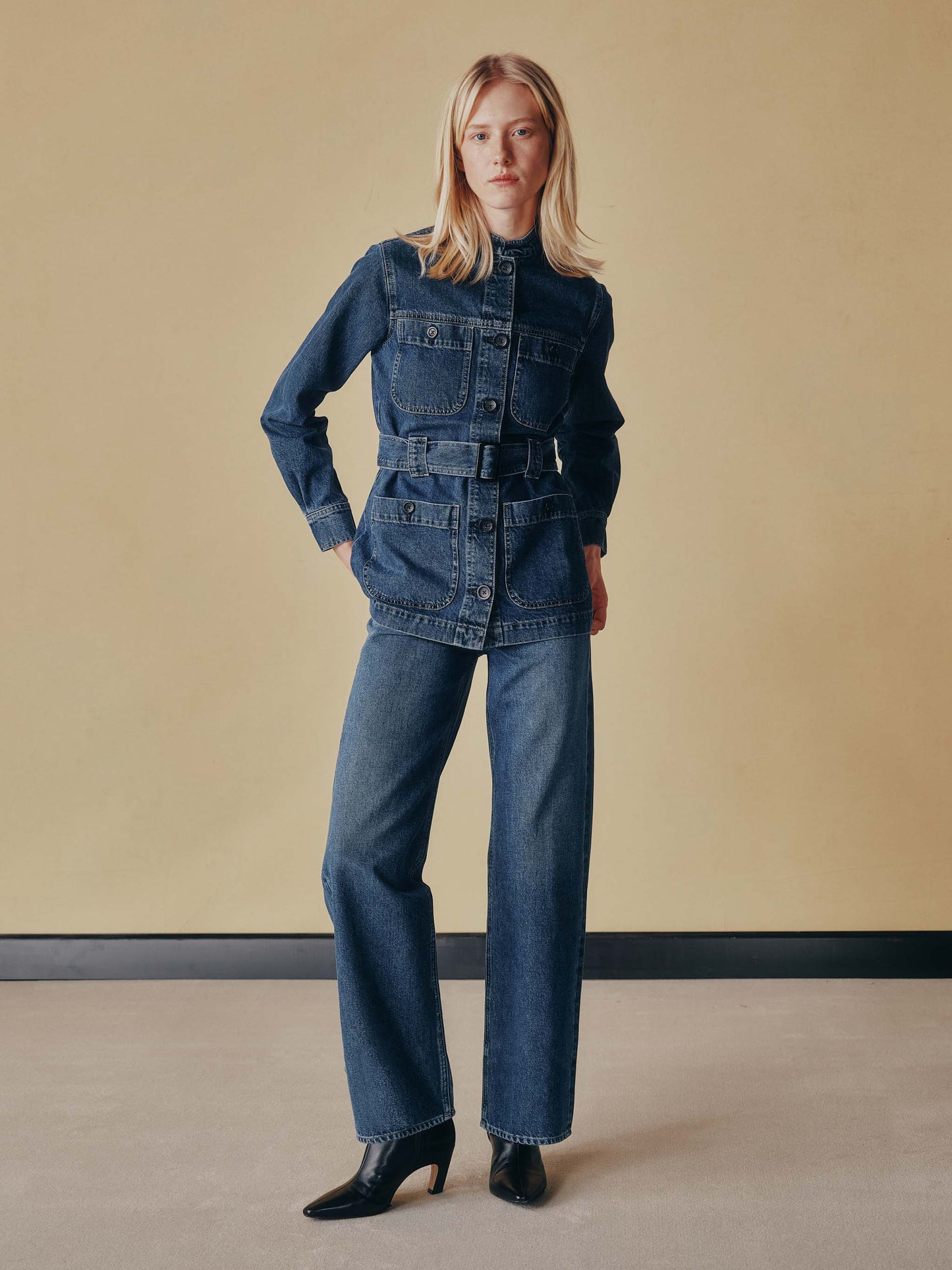 the UTILITY jacket, moon lake