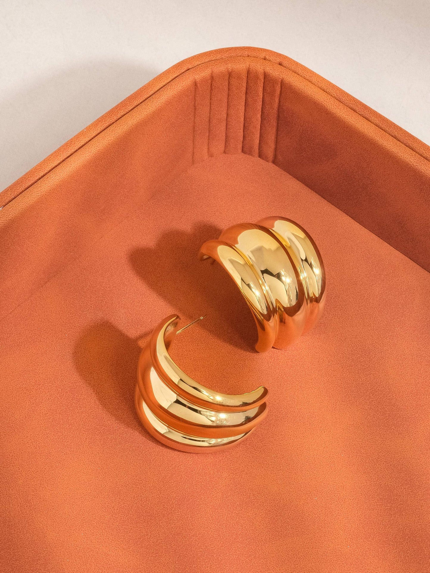 the SPIRAL earring