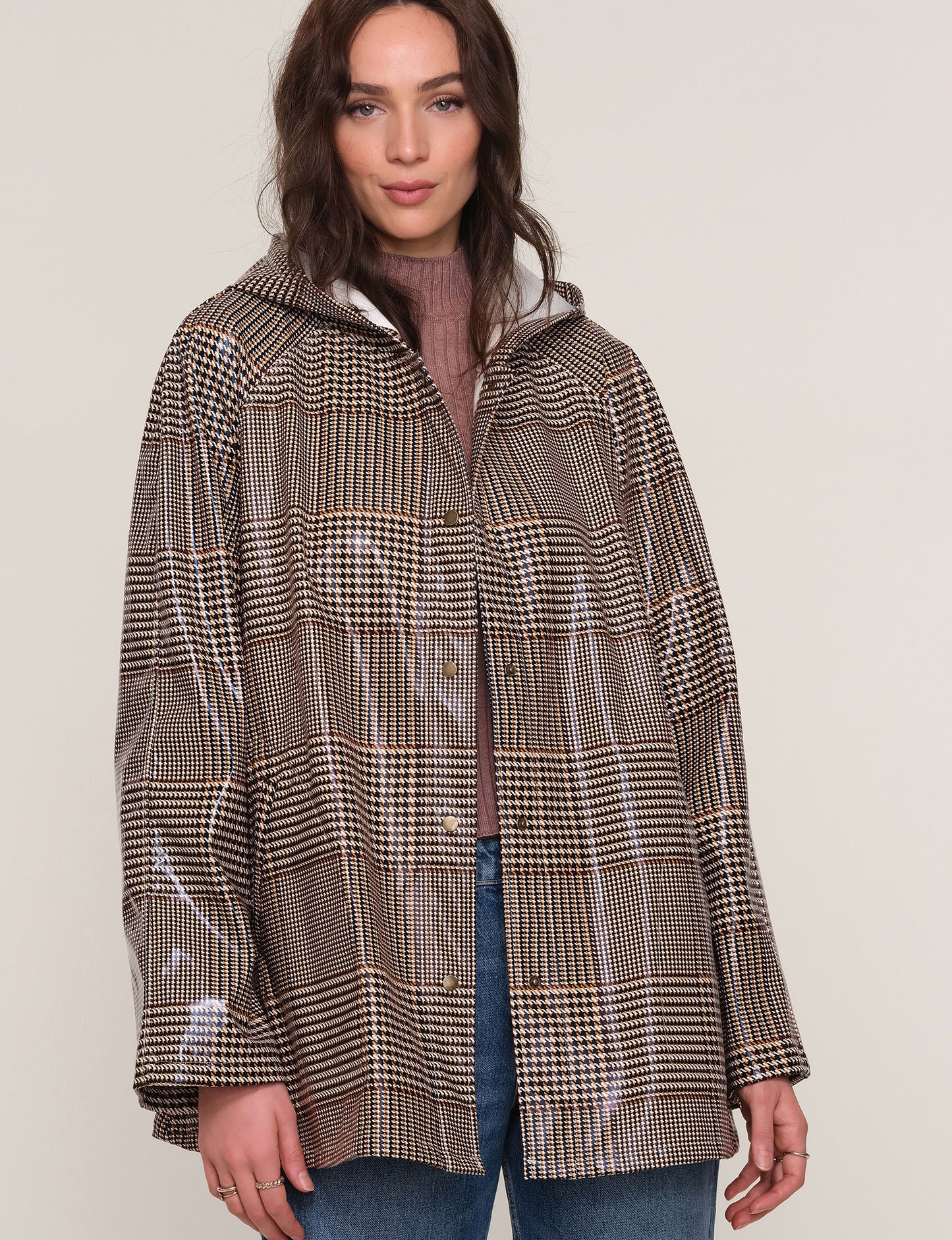 the JESSE raincoat