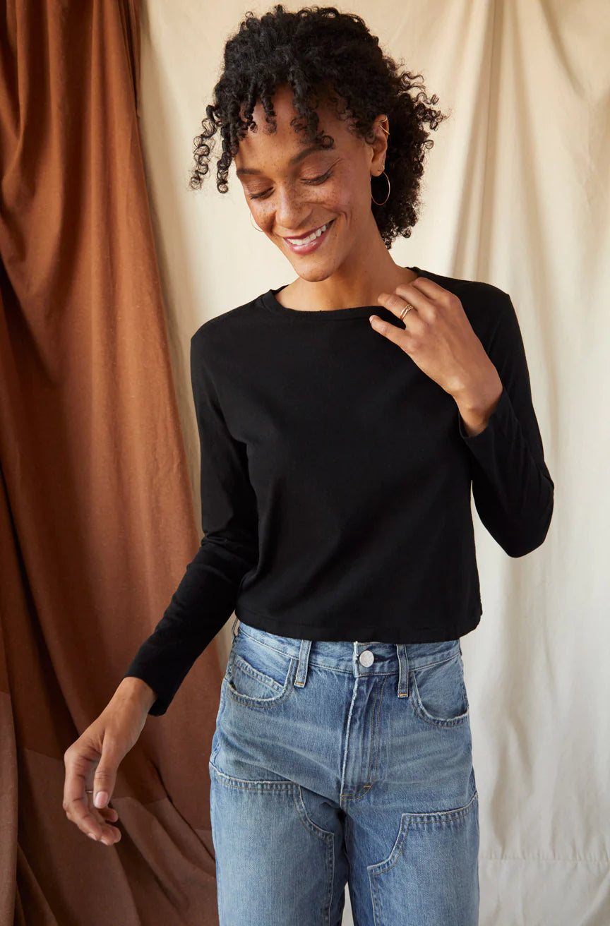 the BABE LONGSLEEVE, black