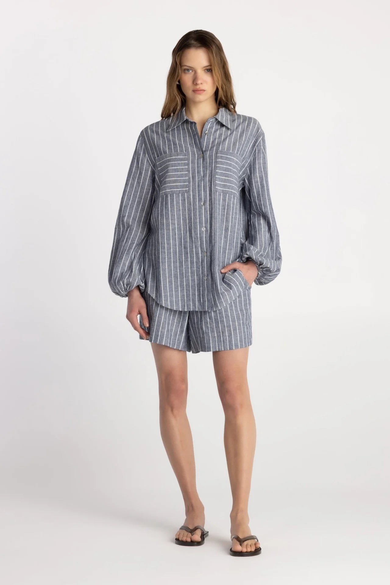 the WEEKENDER short, navy/sand stripe