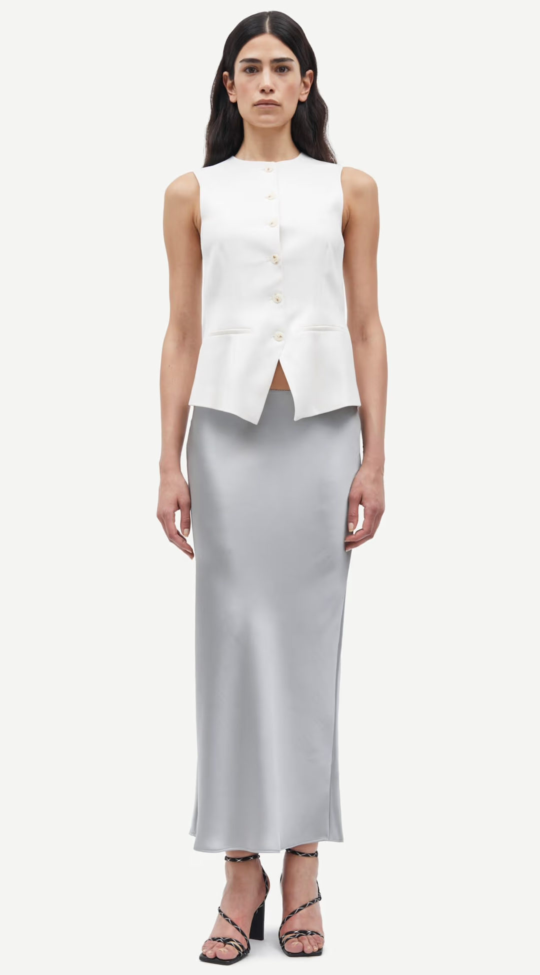 the SARUMA vest, egret