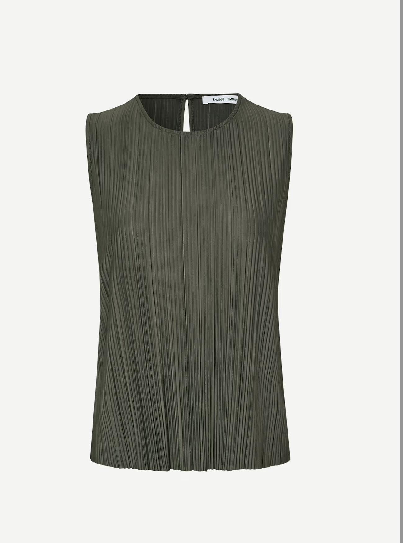 the SAUMA top, beluga