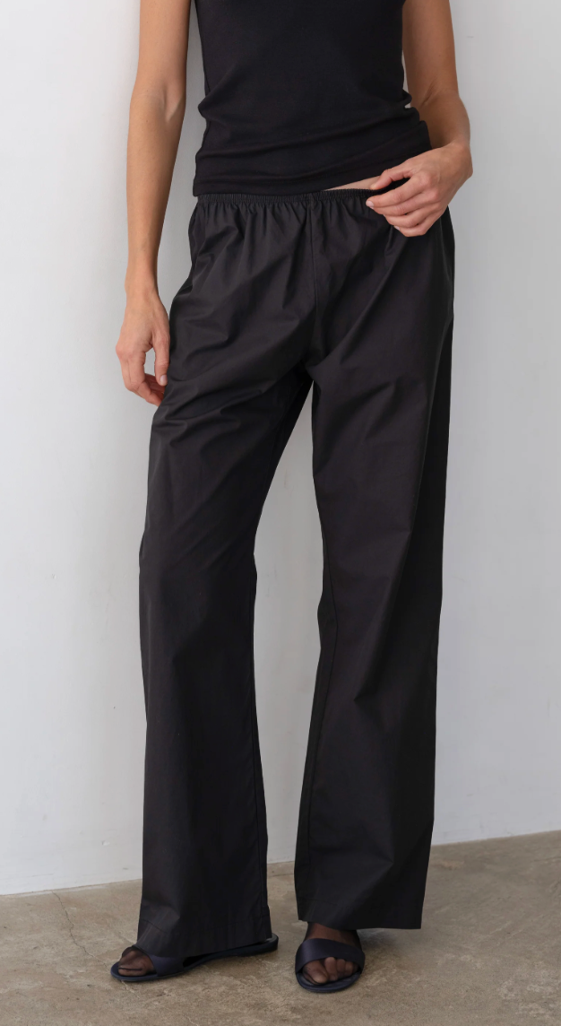 the POP SIMPLE pant, jet