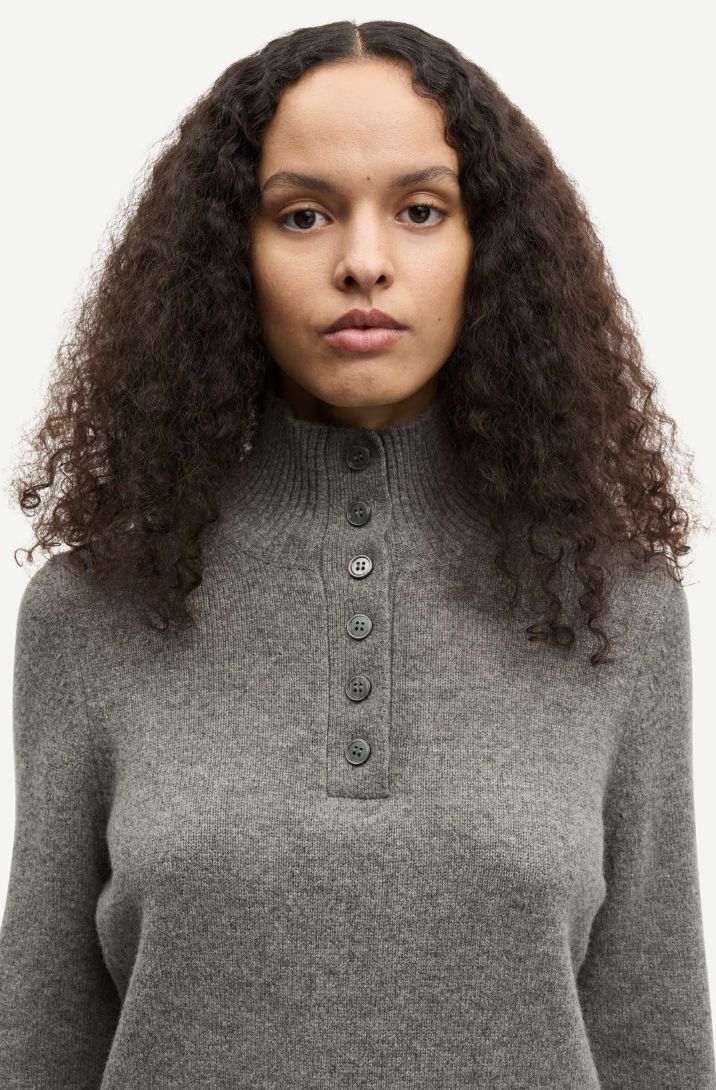 the SAELIF turtleneck