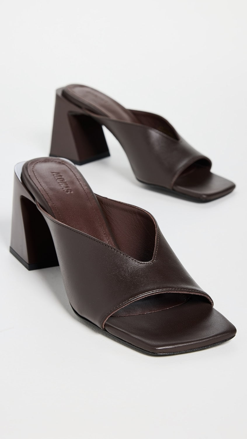 the TASHA leather sandal