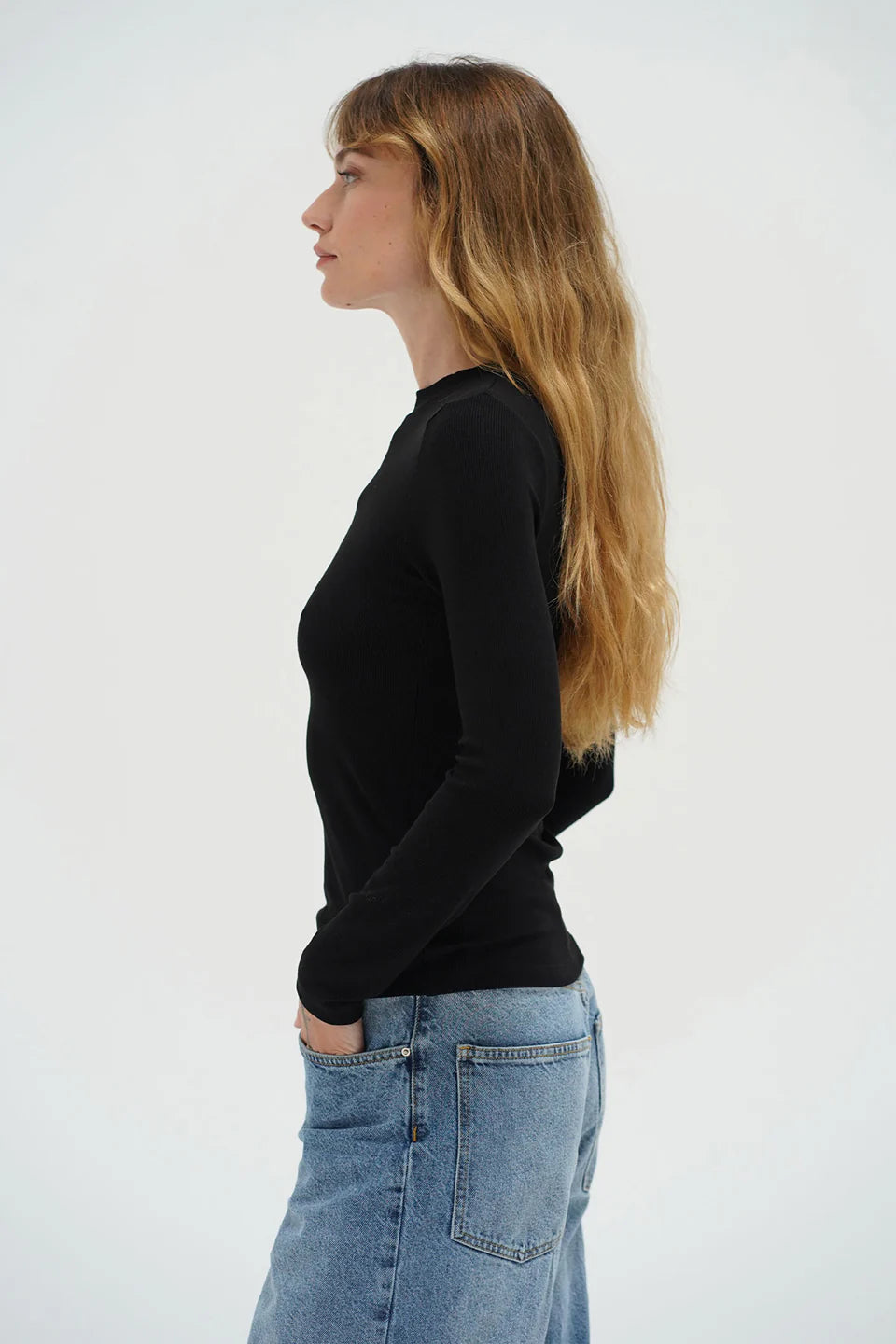 the DALSTON crew, black