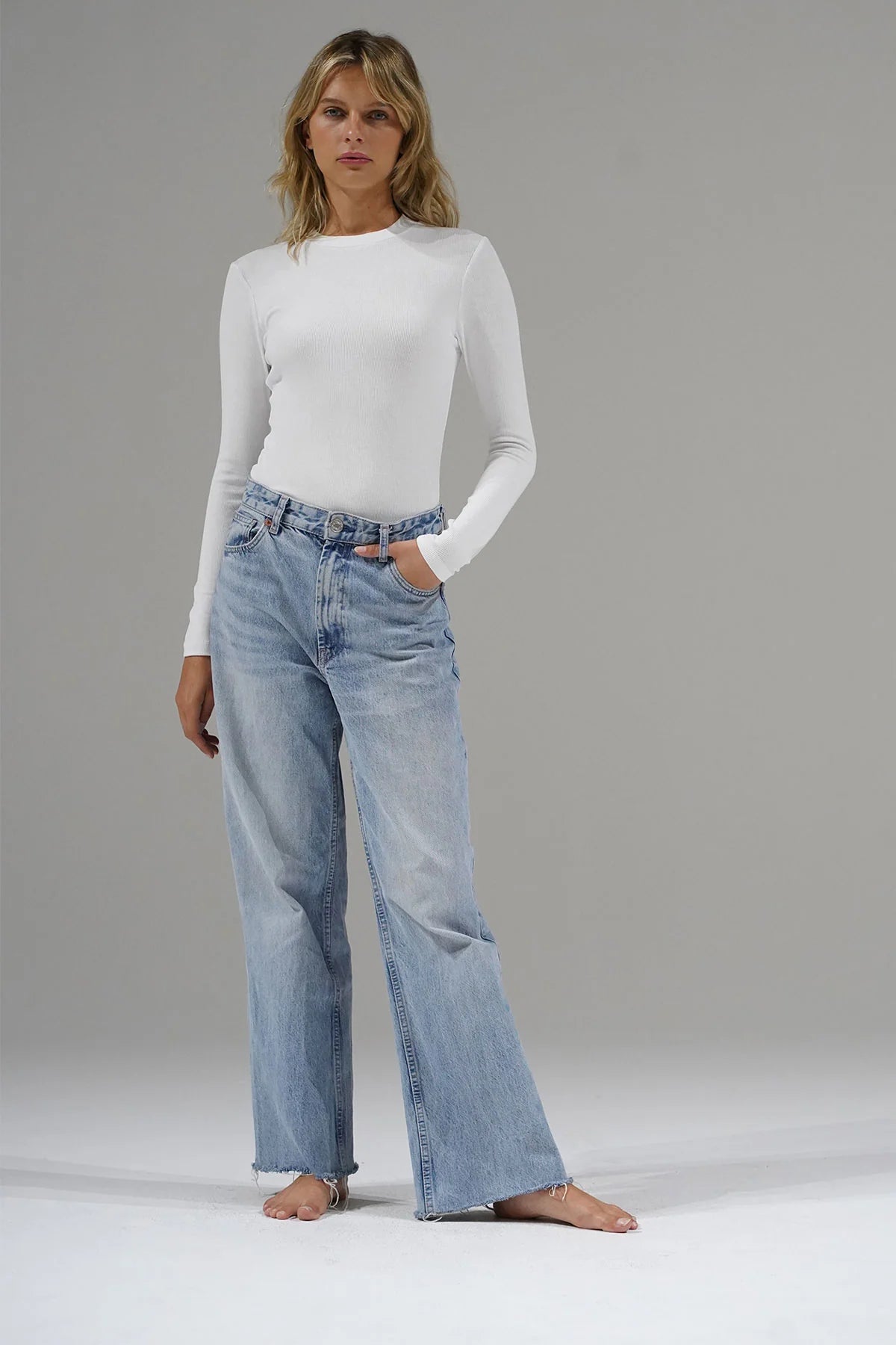 the DALSTON crew, white