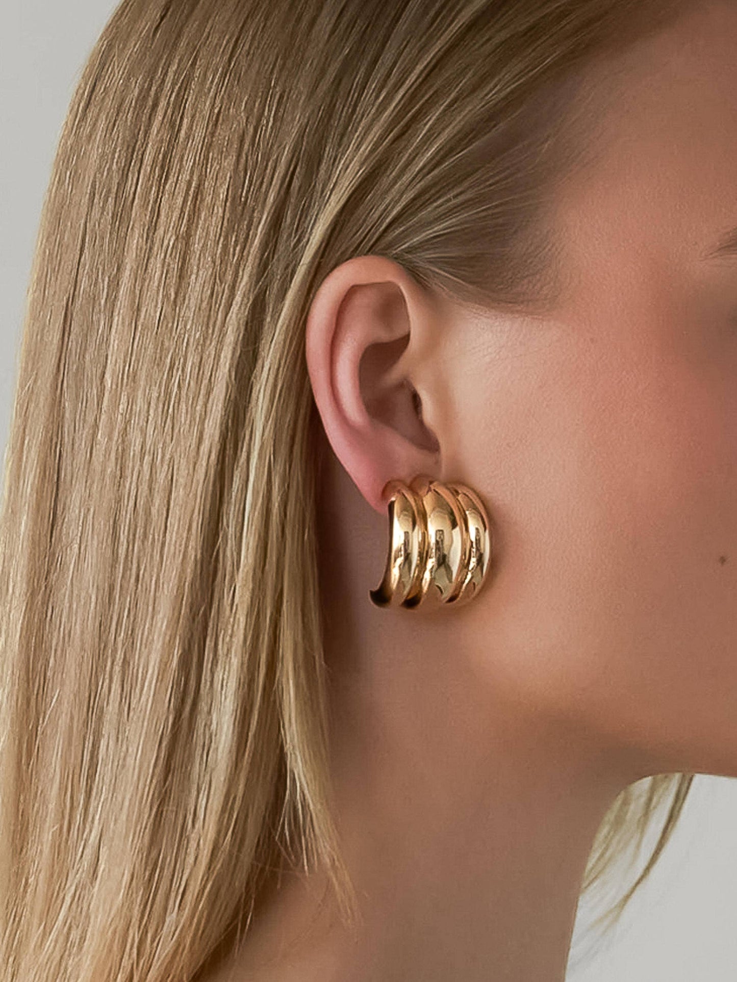 the SPIRAL earring