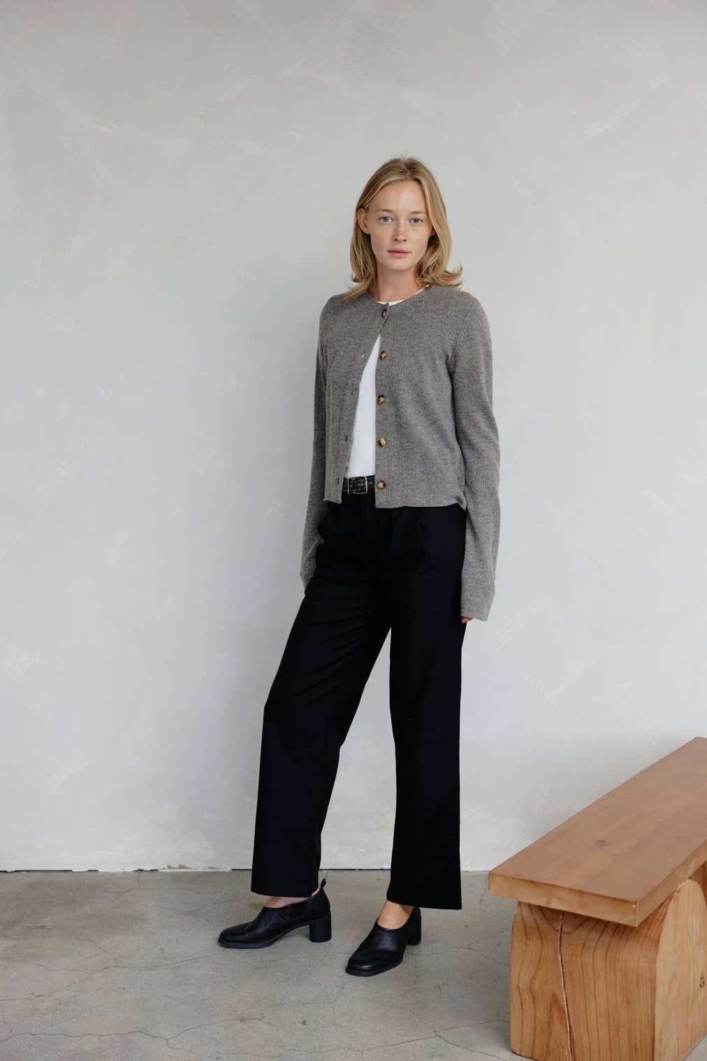 the MOLLY cardigan, heather grey