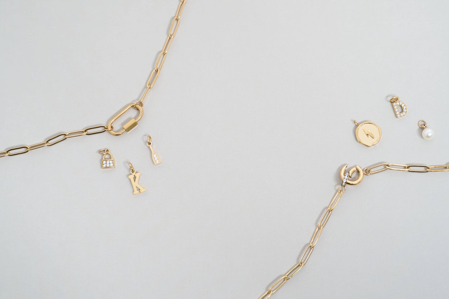 the PAPERCLIP necklace, gold