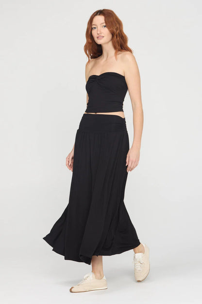 the RINOA skirt