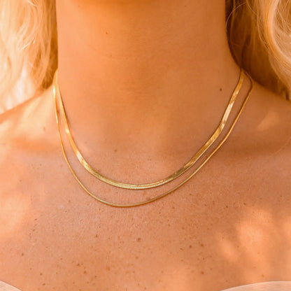 the HERRINGBONE necklace