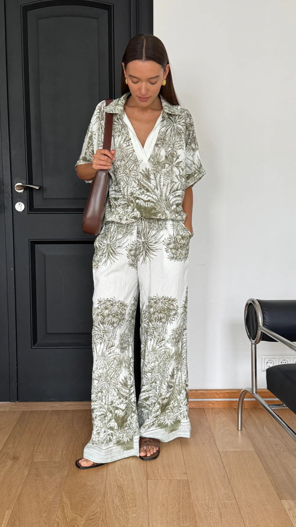 the STELLA set, khaki