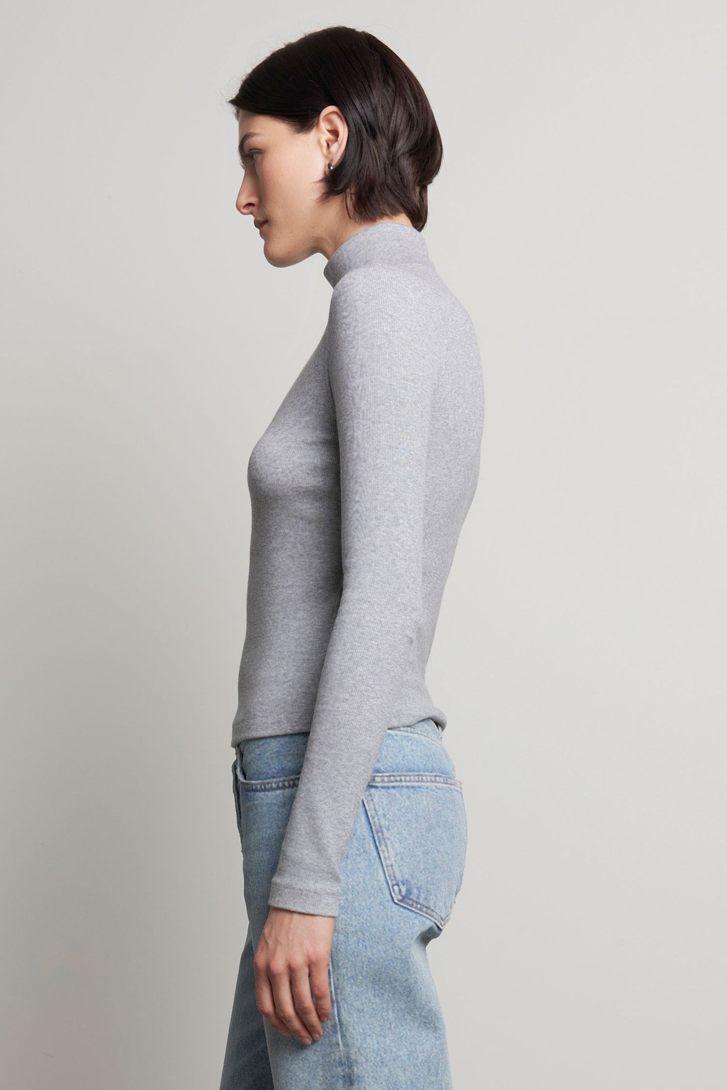 the HELMS top, heather grey