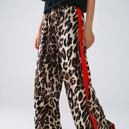 the LEO trackpant