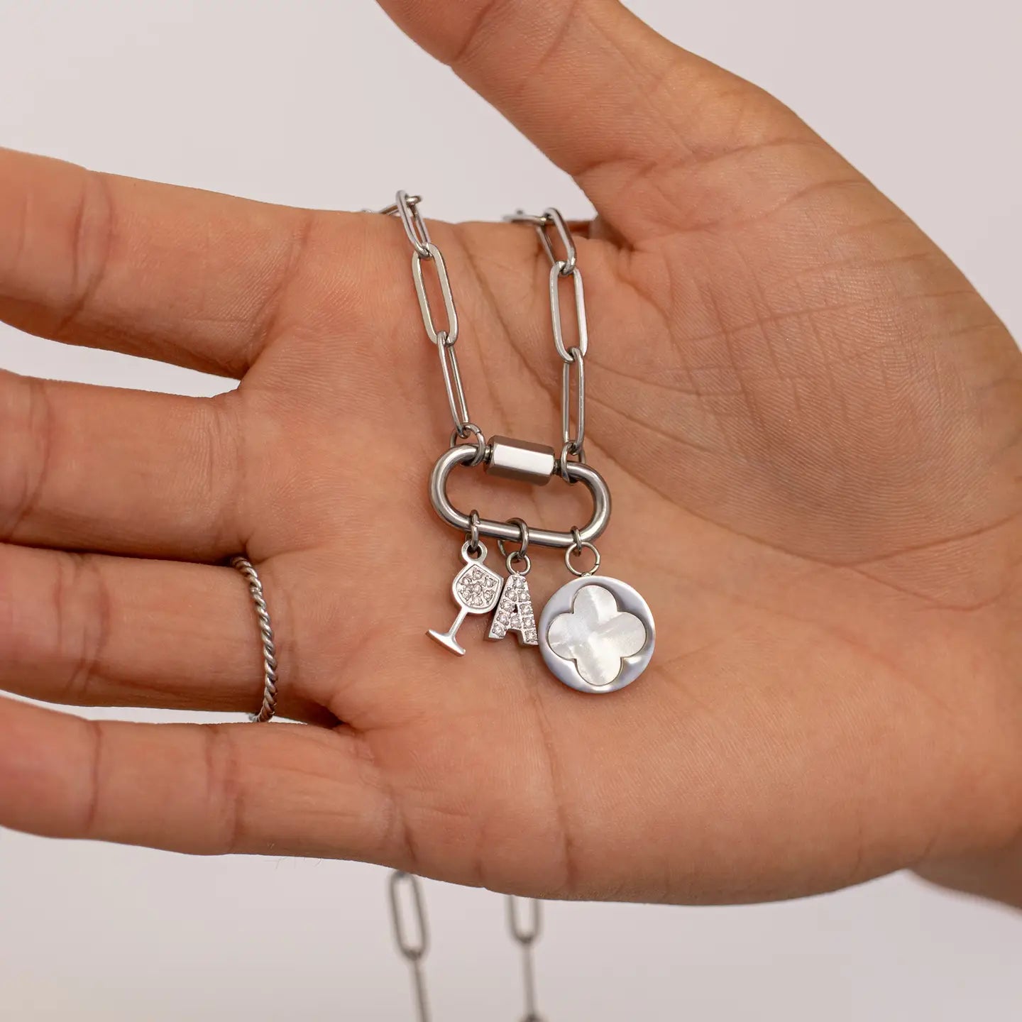 the PAPERCLIP necklace, silver