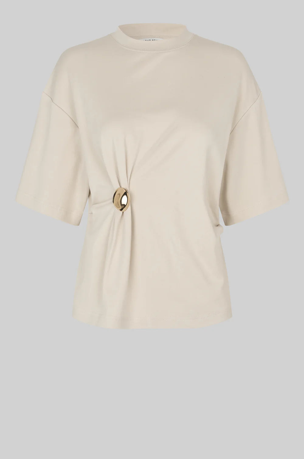 the ENORA brooch tee, soft beige