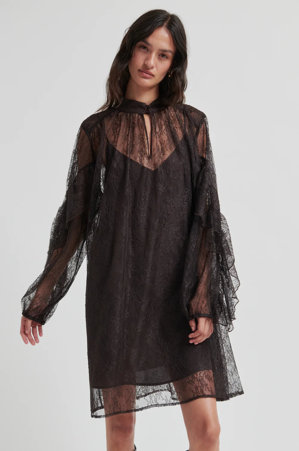 the SYBELL lace dress, chocolate