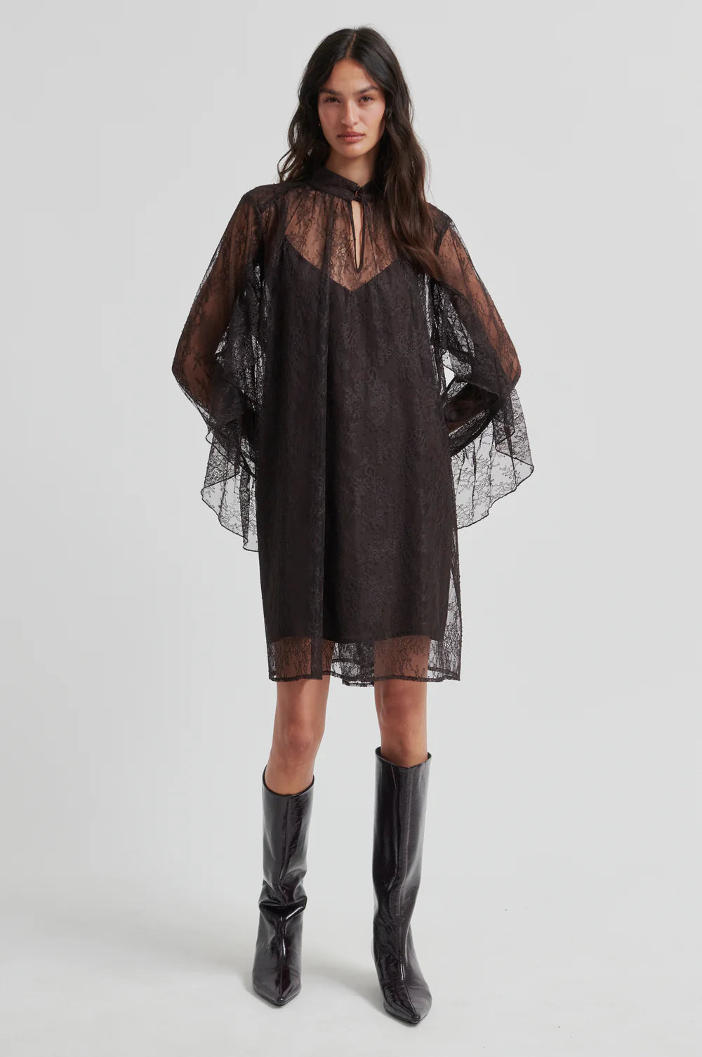 the SYBELL lace dress, chocolate