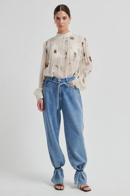 the FLORARA blouse