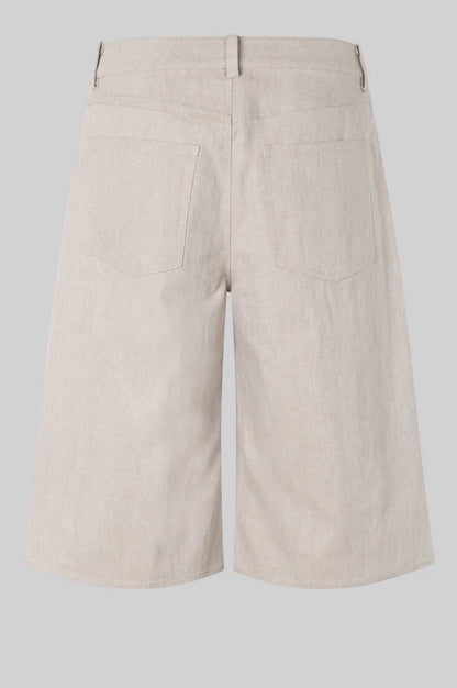 the BACOLI shorts, soft beige