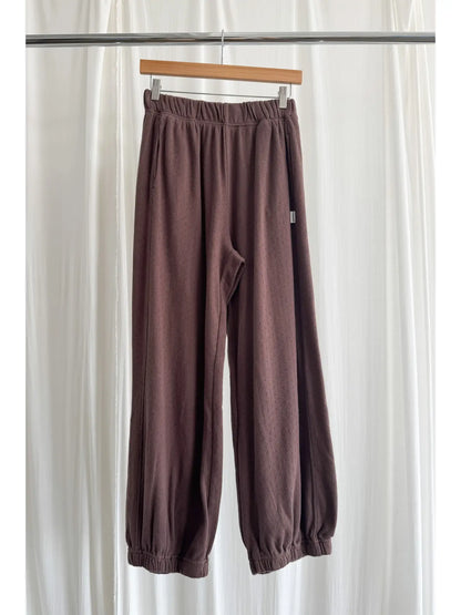 the POINTELLE pant, chocolate