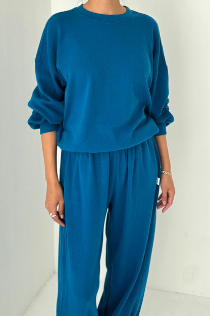 the POINTELLE sweatshirt, sea blue