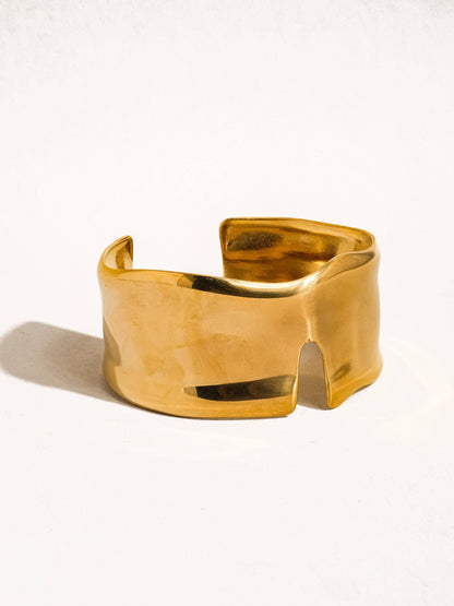 the CLYDE cuff