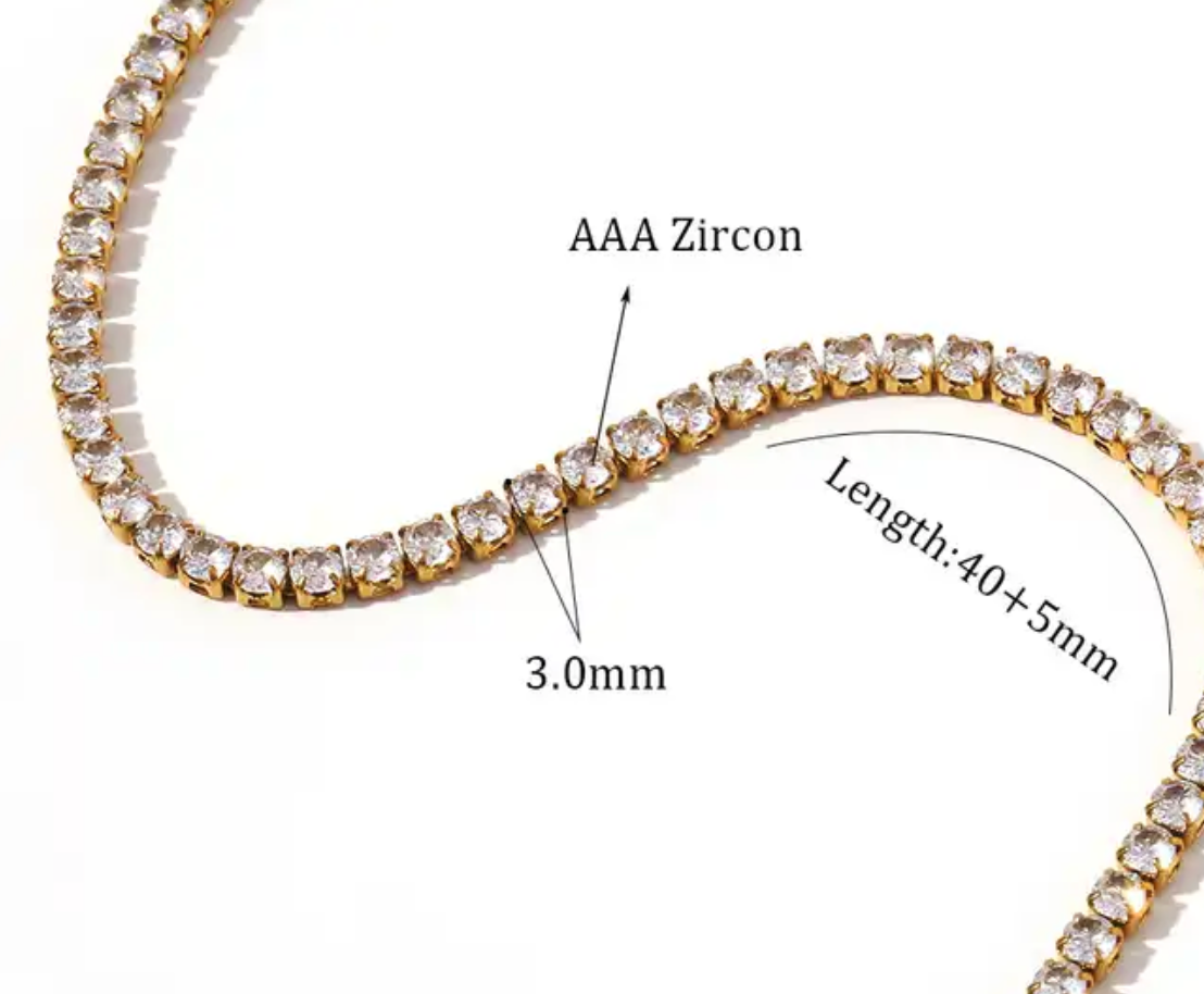 the TENNIS collection, necklace