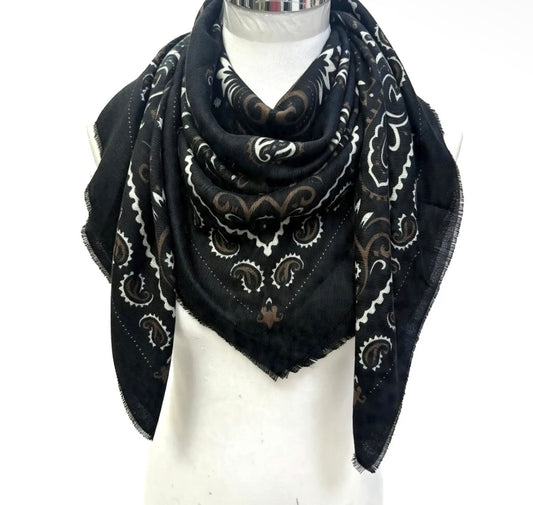 the BANDANA scarf, black