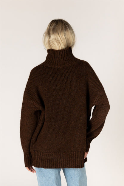 the AGGIE mock neck, cocoa mix