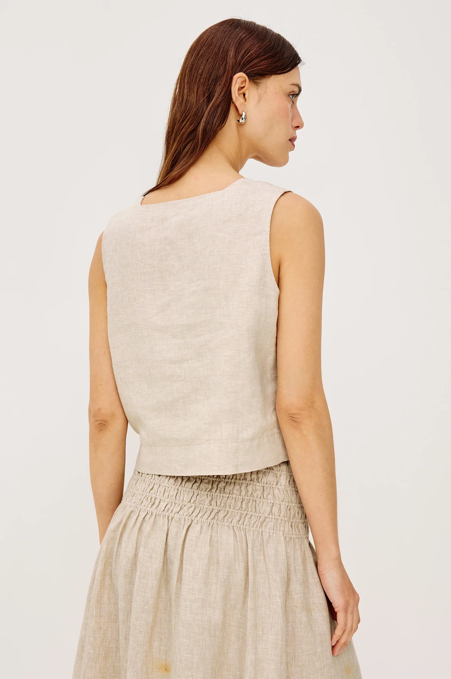 the AKIRA, heathered flax