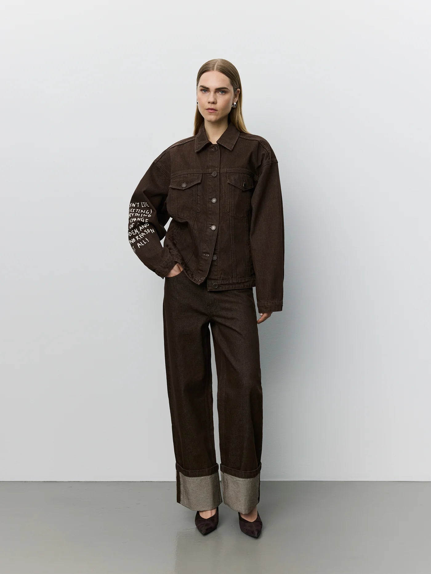the AUDREY MOOMIN denim jacket, dark brown