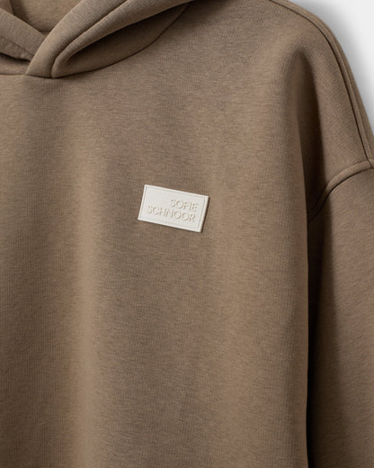 the BASIKSW hoodie, nougat