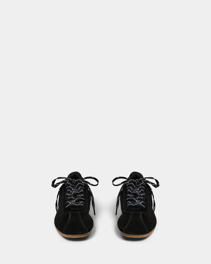 the CARLASW sneaker, black