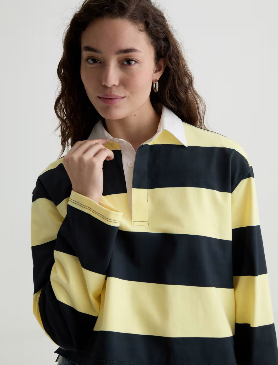 the LONDYN rugby top, sunlight yellow