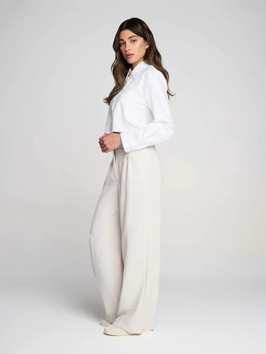 the MODERN crop shirt, white