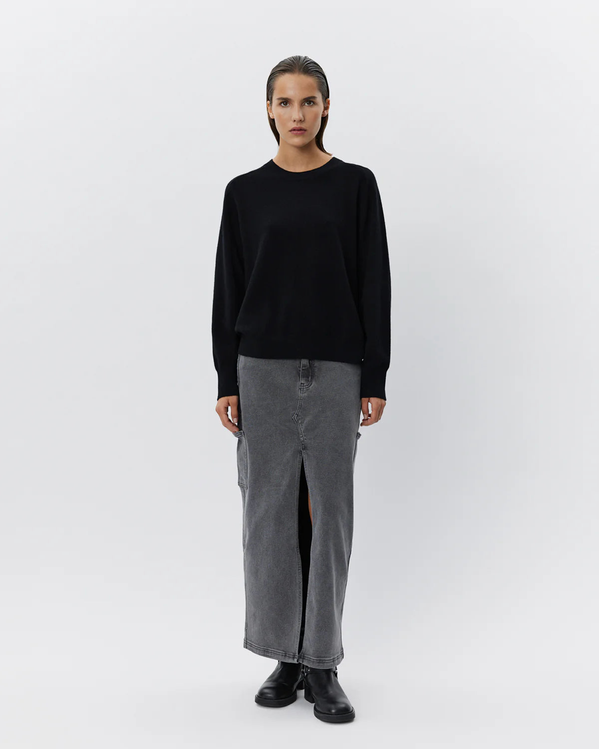 the DELIA knit, black