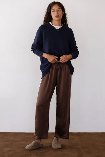 the SILK lace crop, espresso