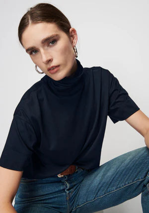 the FABLE turtleneck, jet black