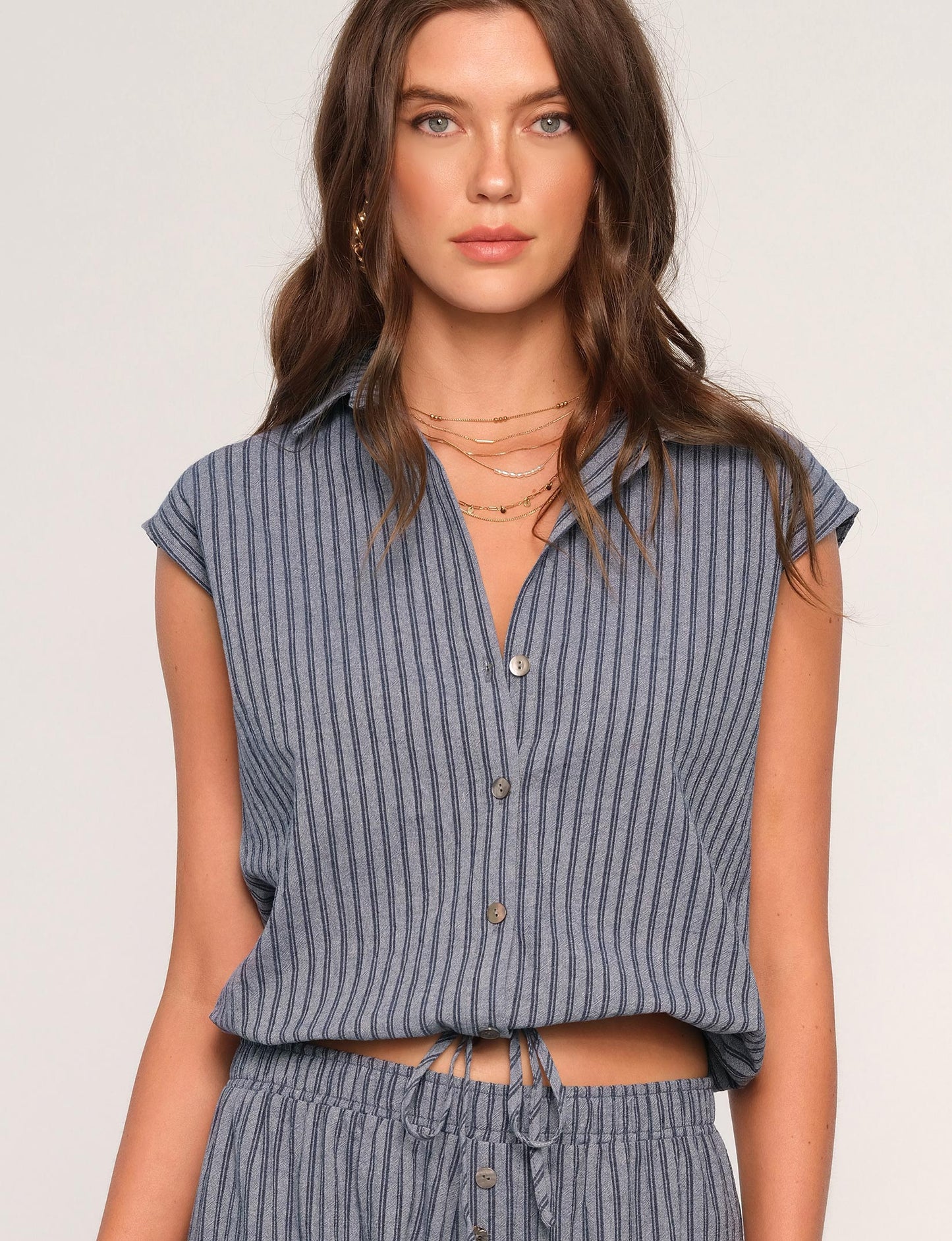the DAKOTA shirt, indigo