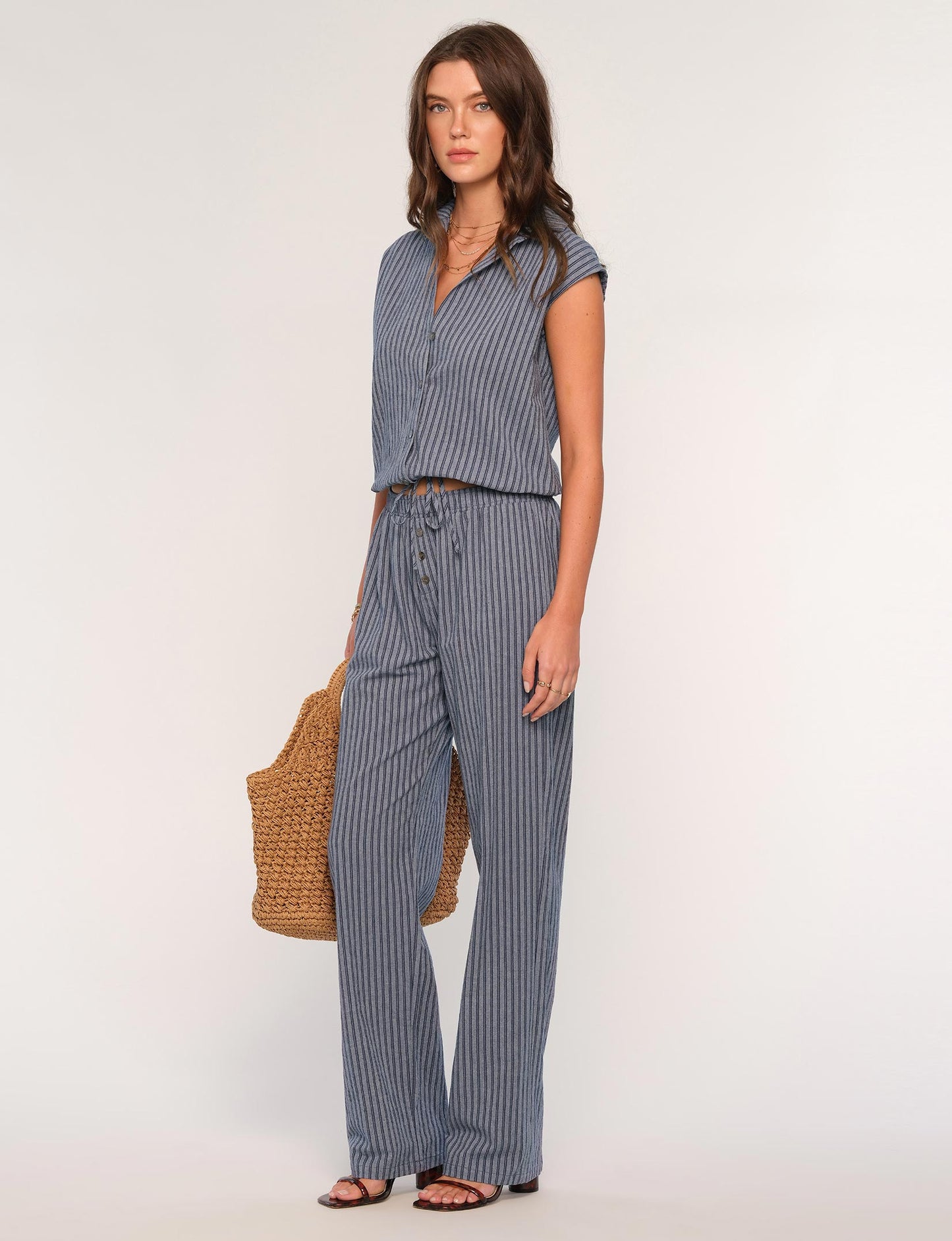 the DAKOTA shirt, indigo